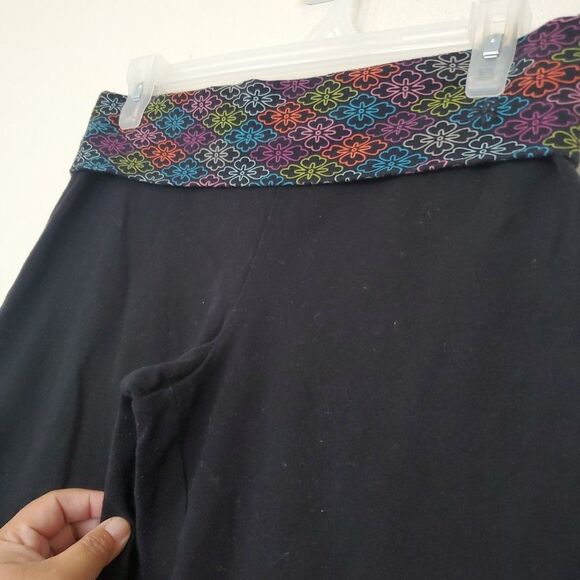 Old Navy Capris Womens Sz Small Black Do a Little Yoga Rollover Foldover Y2K - Picture 4 of 13